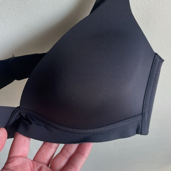 STRM LINE || Intimate Bra Size 36B - Picture 3 of 6